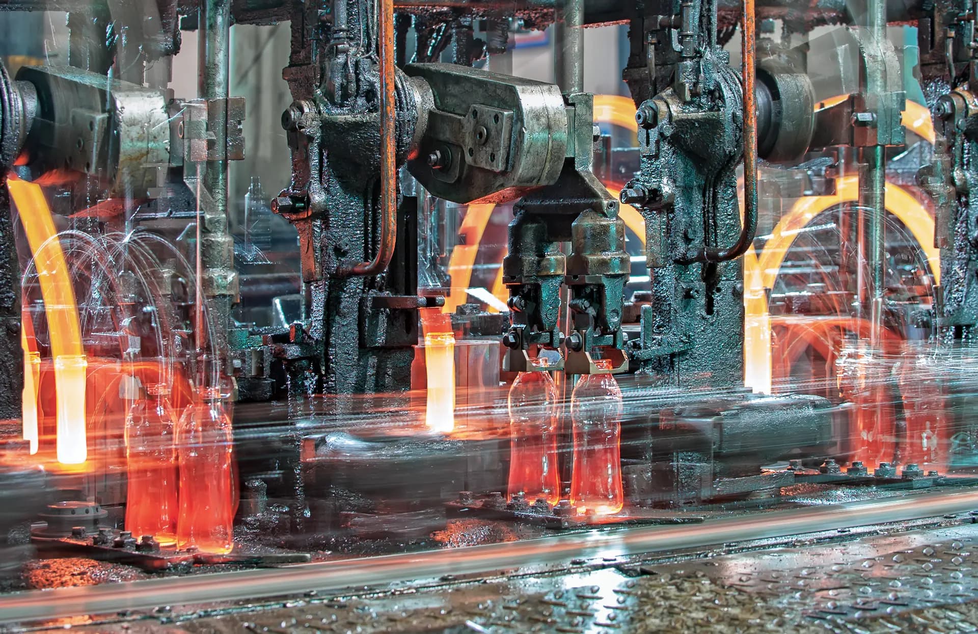 Your Seamless Transition to a Data and AI-Powered Glass Factory